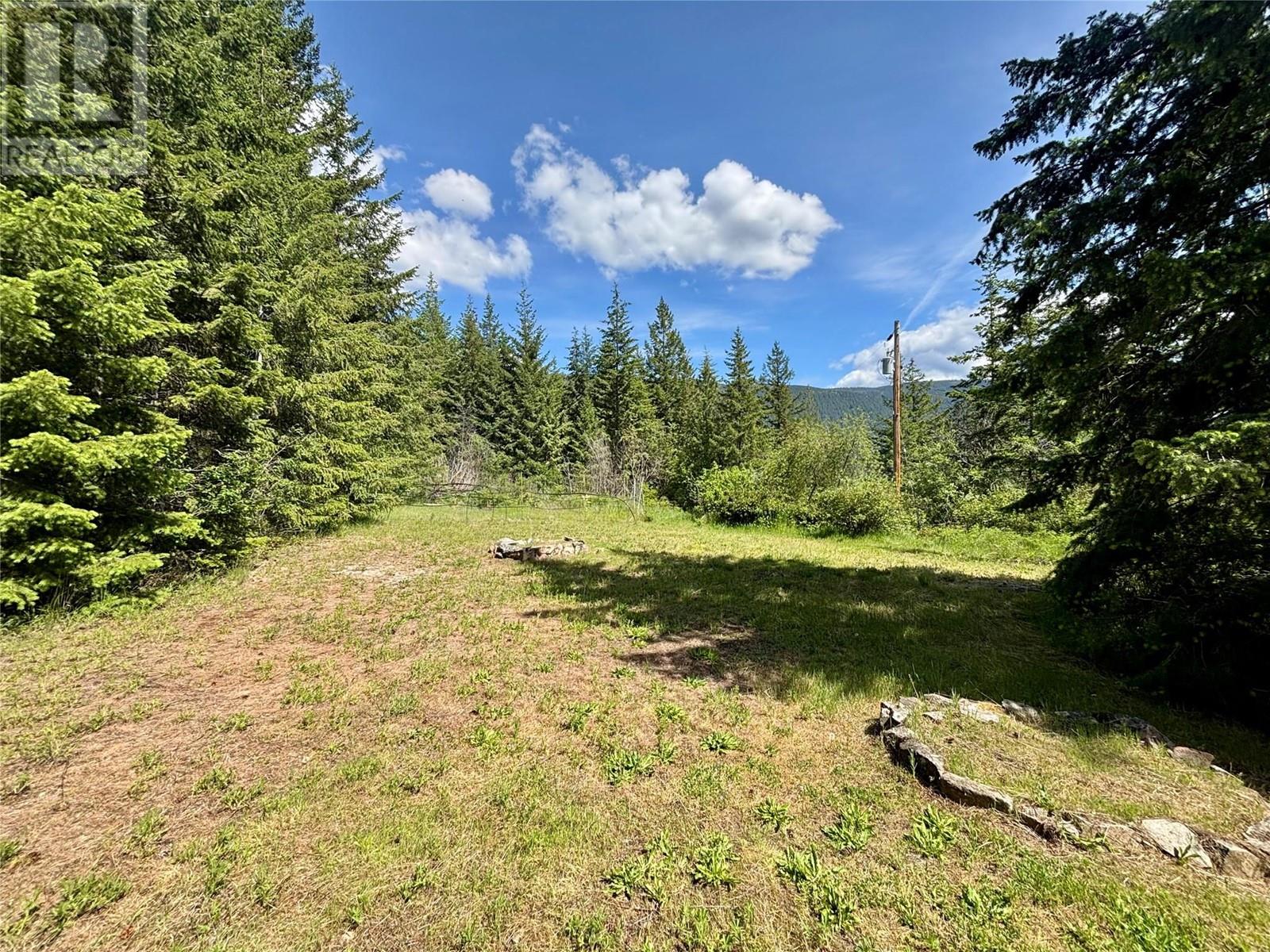 1611 Tappen Notch Hill Road, Tappen, BC V0E2X0