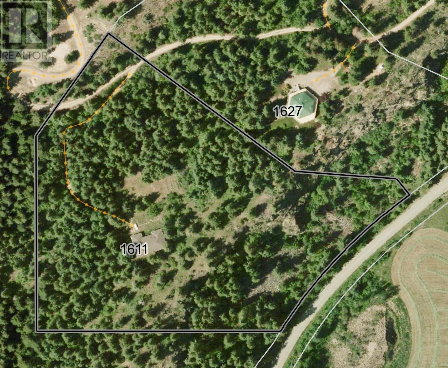 1611 Tappen Notch Hill Road, Tappen, BC V0E2X0