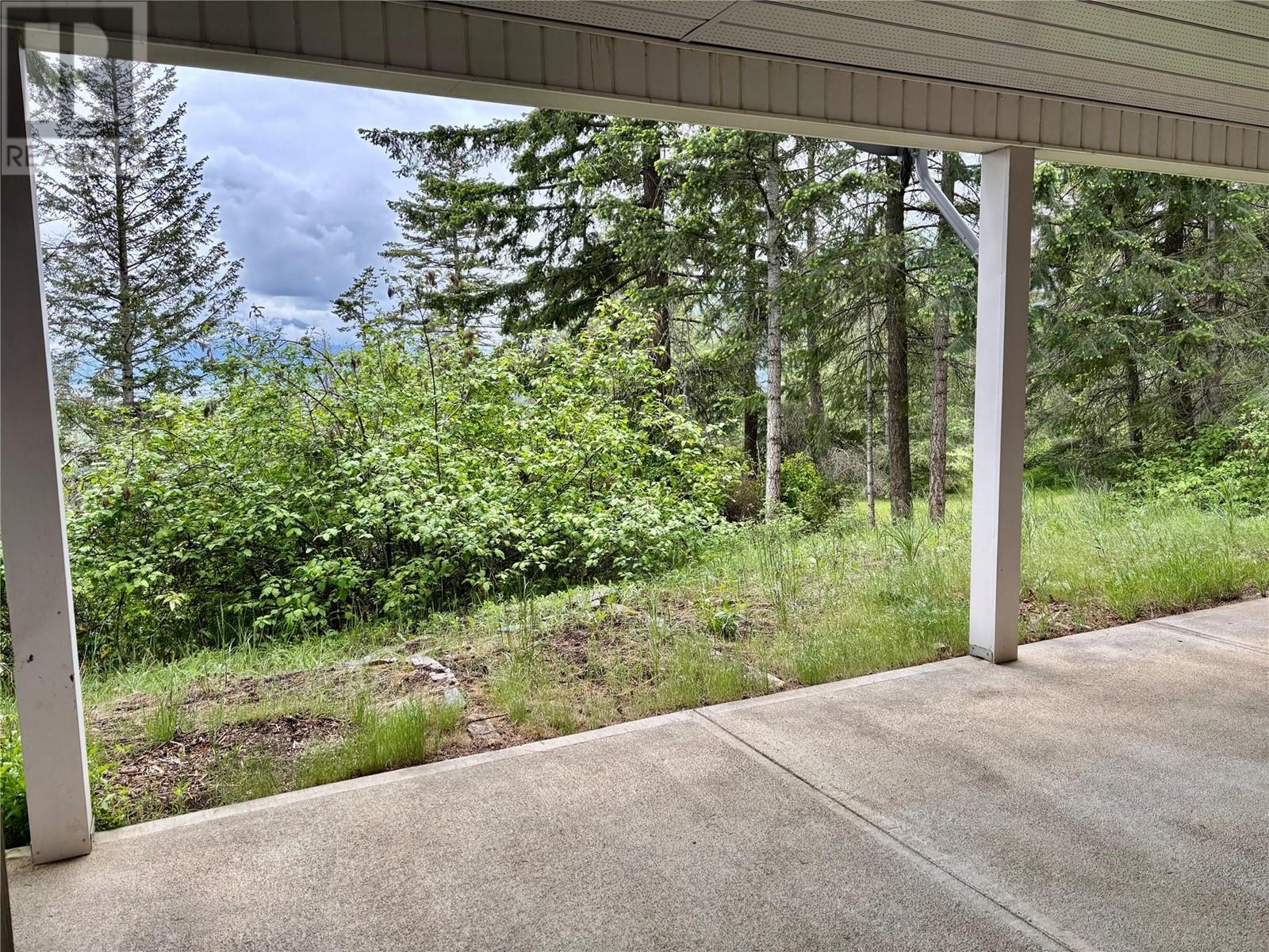 1611 Tappen Notch Hill Road, Tappen, BC V0E2X0