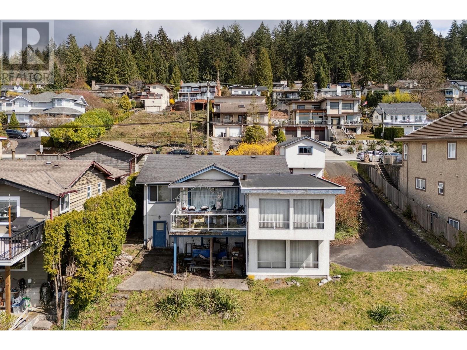 1038 IOCO ROAD, Port Moody, British Columbia