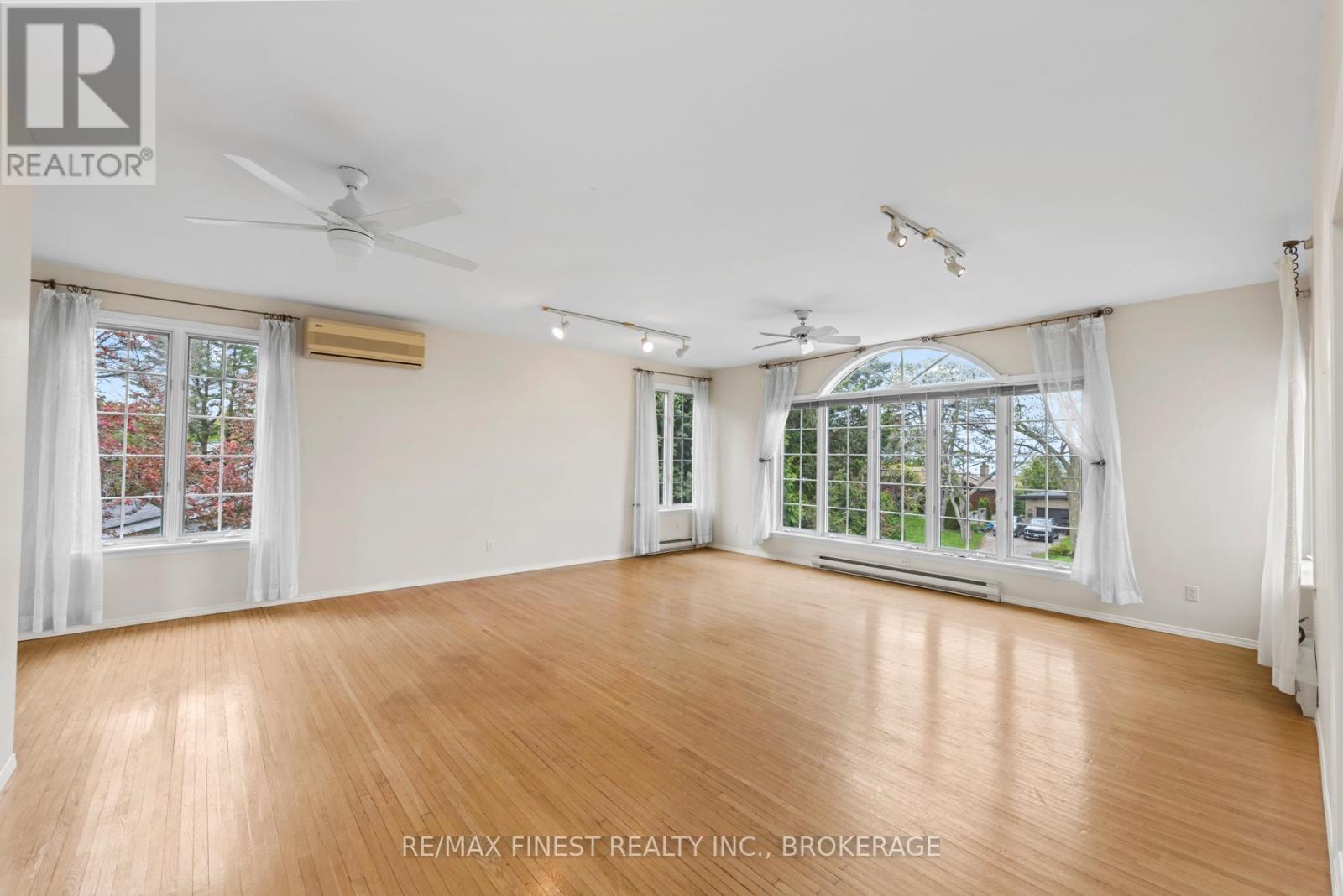 38 Lakeland Point Drive, Kingston (City Southwest), Ontario  K7M 4E7 - Photo 15 - X12162813