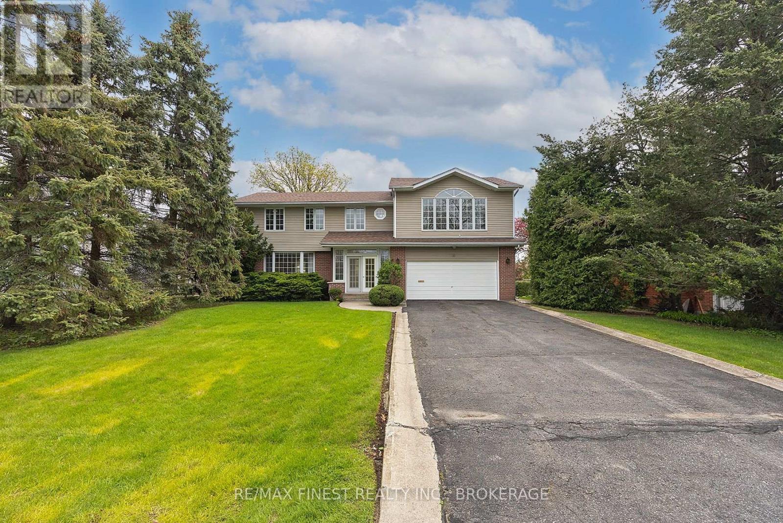 Property at 38 LAKELAND POINT DRIVE image 2