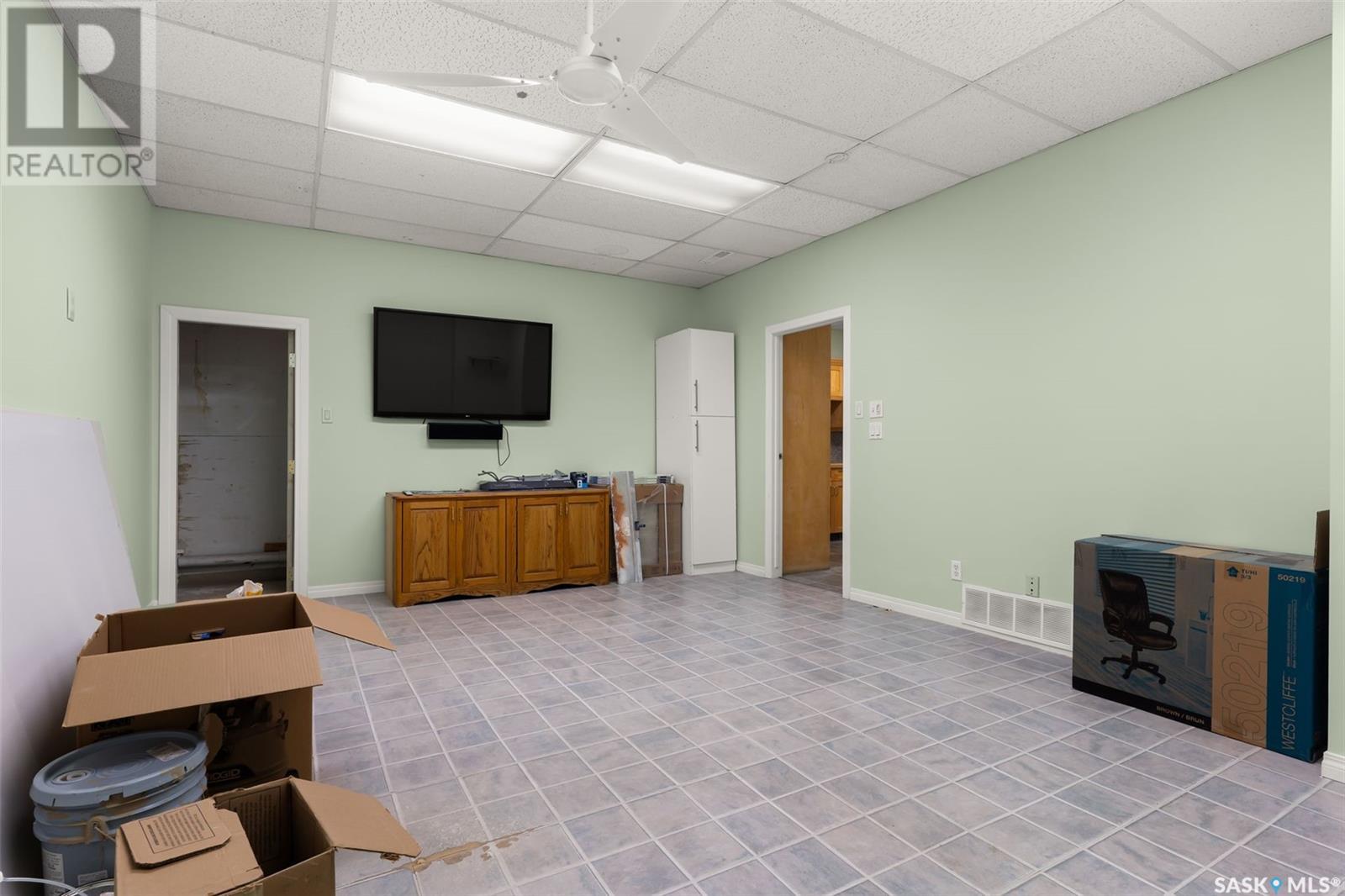 1020 Mcdonald Street, Regina, Saskatchewan  S4N 2X8 - Photo 16 - SK992572