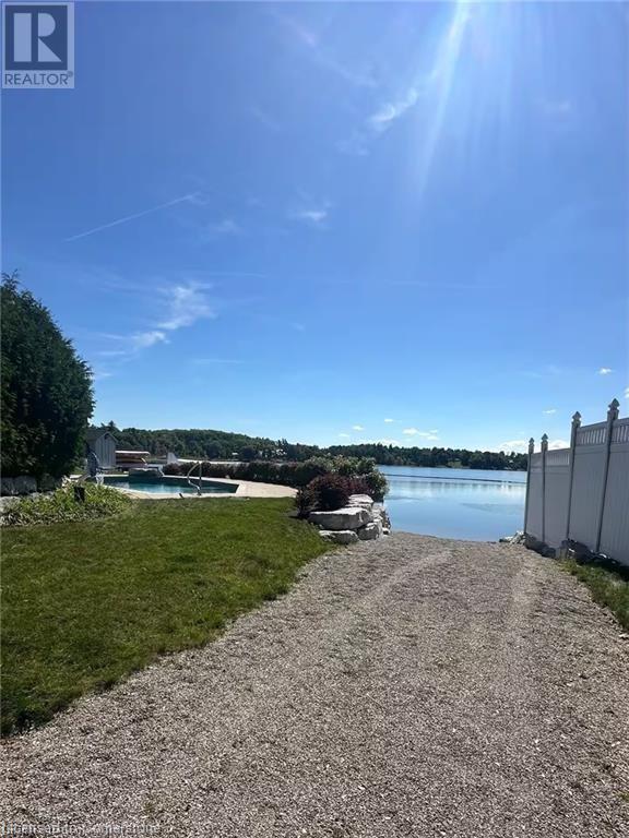 11 Lake Avenue, Puslinch, Ontario  N3C 2V4 - Photo 32 - 40707774