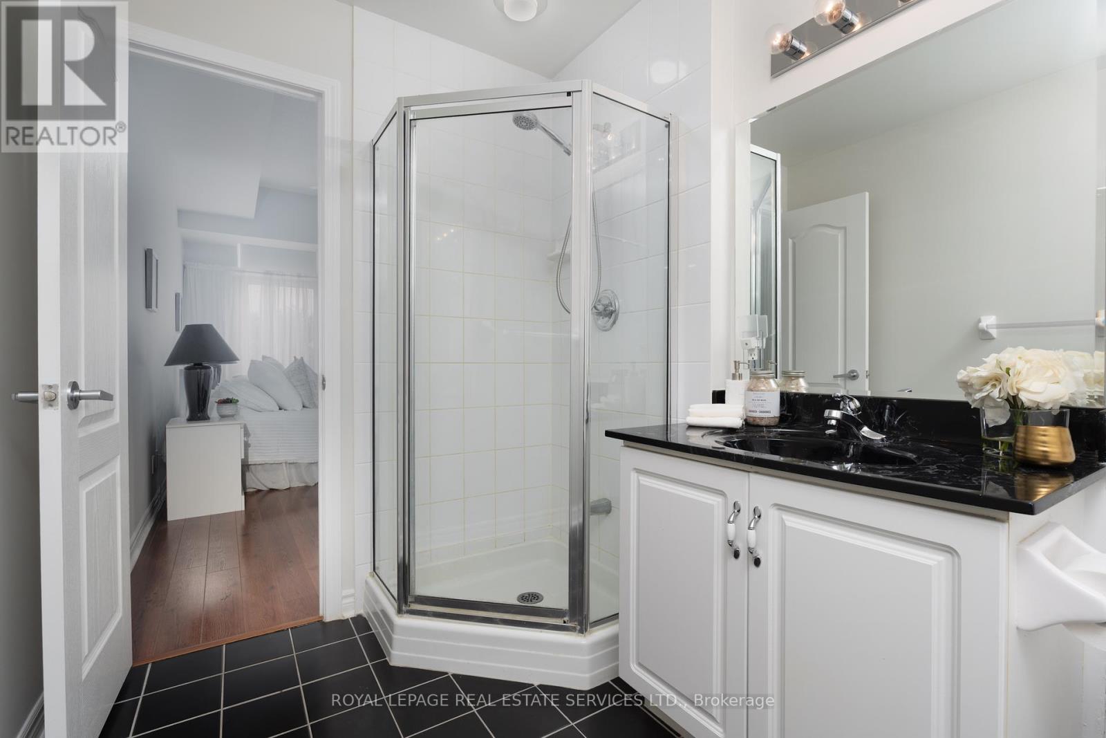 104 - 320 City Centre Drive, Mississauga, Ontario  L5B 4P8 - Photo 22 - W12127097