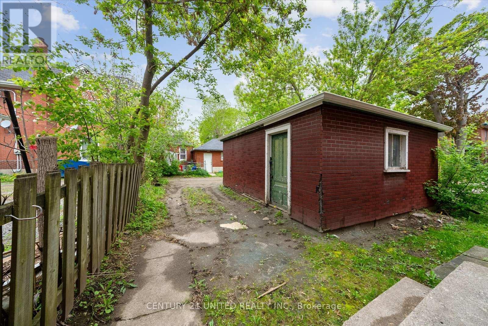 252 London Street, Peterborough Central, Ontario  K9H 2Z2 - Photo 34 - X12162896