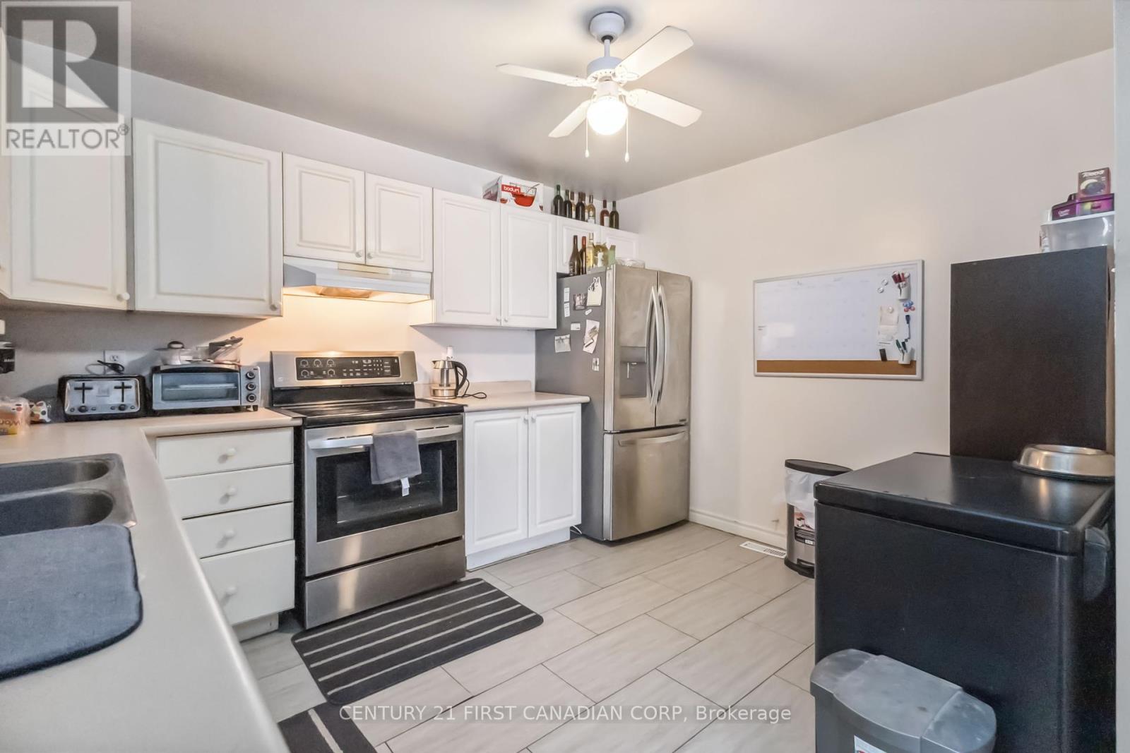 61 Tanner Drive, London East, Ontario  N5W 6B6 - Photo 13 - X12162801
