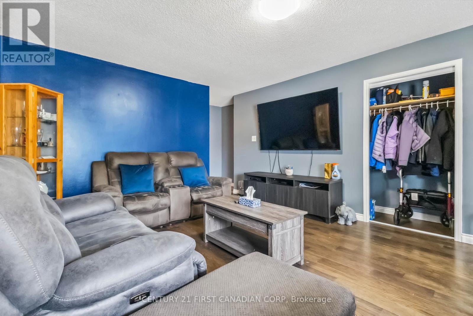 61 Tanner Drive, London East, Ontario  N5W 6B6 - Photo 9 - X12162801