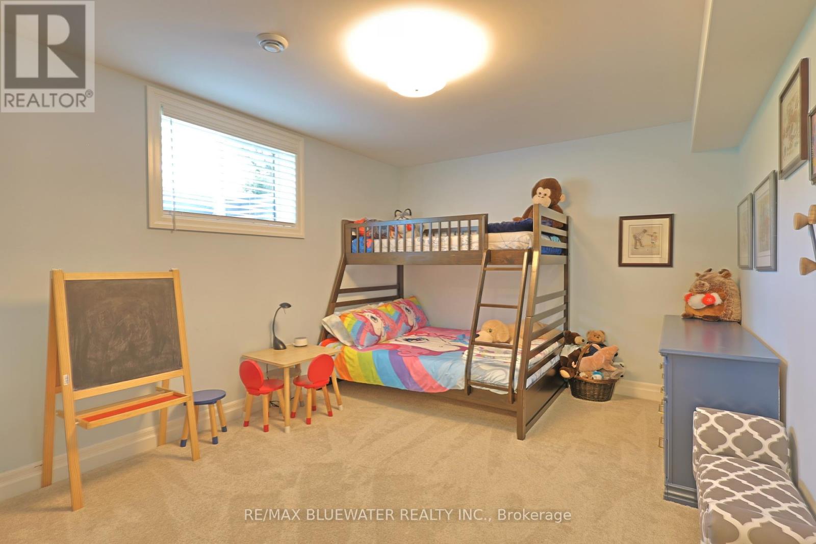8437 Goosemarsh Line, Lambton Shores, Ontario  N0M 1T0 - Photo 42 - X12162898
