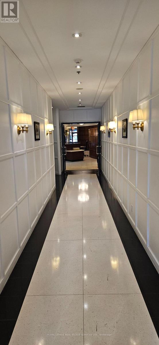 Property at 306 - 102 BLOOR STREET W image 3
