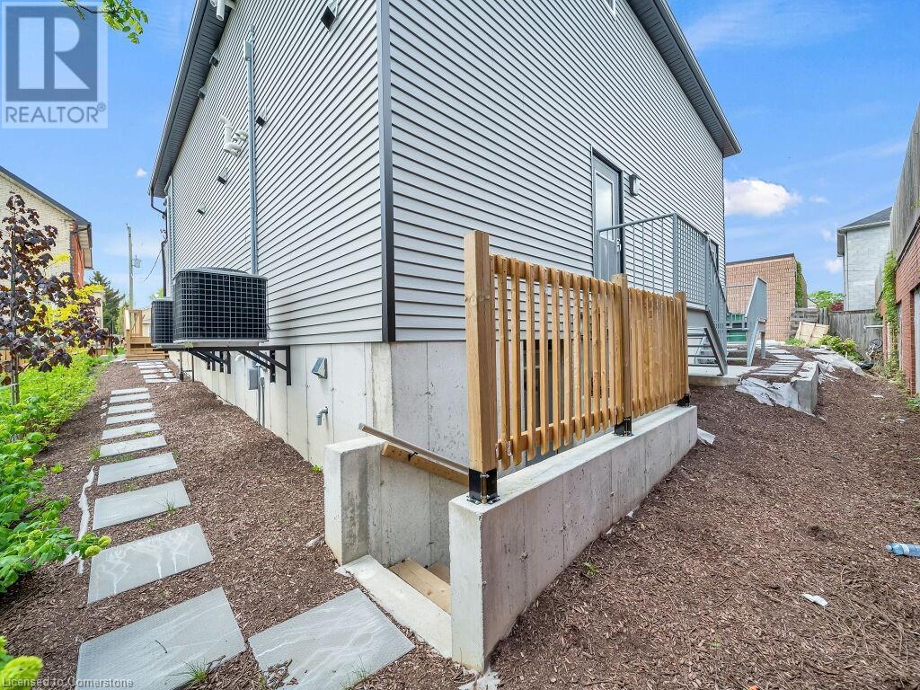 13 Bay Street, Woodstock, Ontario  N4S 3K6 - Photo 38 - 40727850