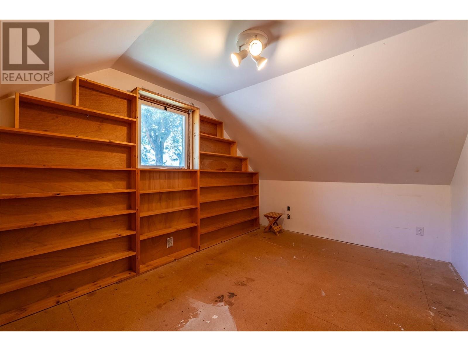 809 Davies Street, Nelson, British Columbia  V1L 3T6 - Photo 41 - 10347813