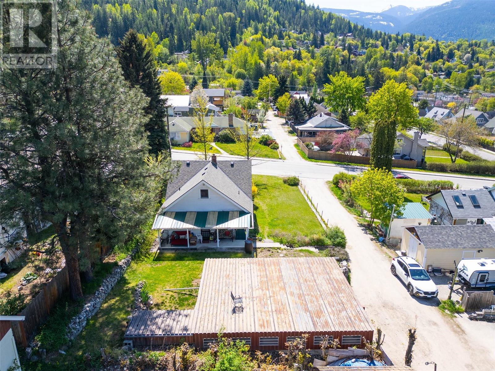 809 Davies Street, Nelson, British Columbia  V1L 3T6 - Photo 54 - 10347813
