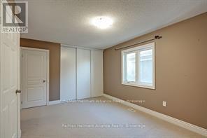 2240 Blackbird Court, Oakville, Ontario  L6M 5E6 - Photo 26 - W12162920