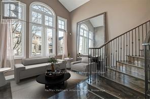 2240 Blackbird Court, Oakville, Ontario  L6M 5E6 - Photo 5 - W12162920