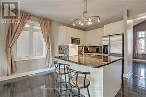 2240 Blackbird Court, Oakville, Ontario  L6M 5E6 - Photo 9 - W12162920