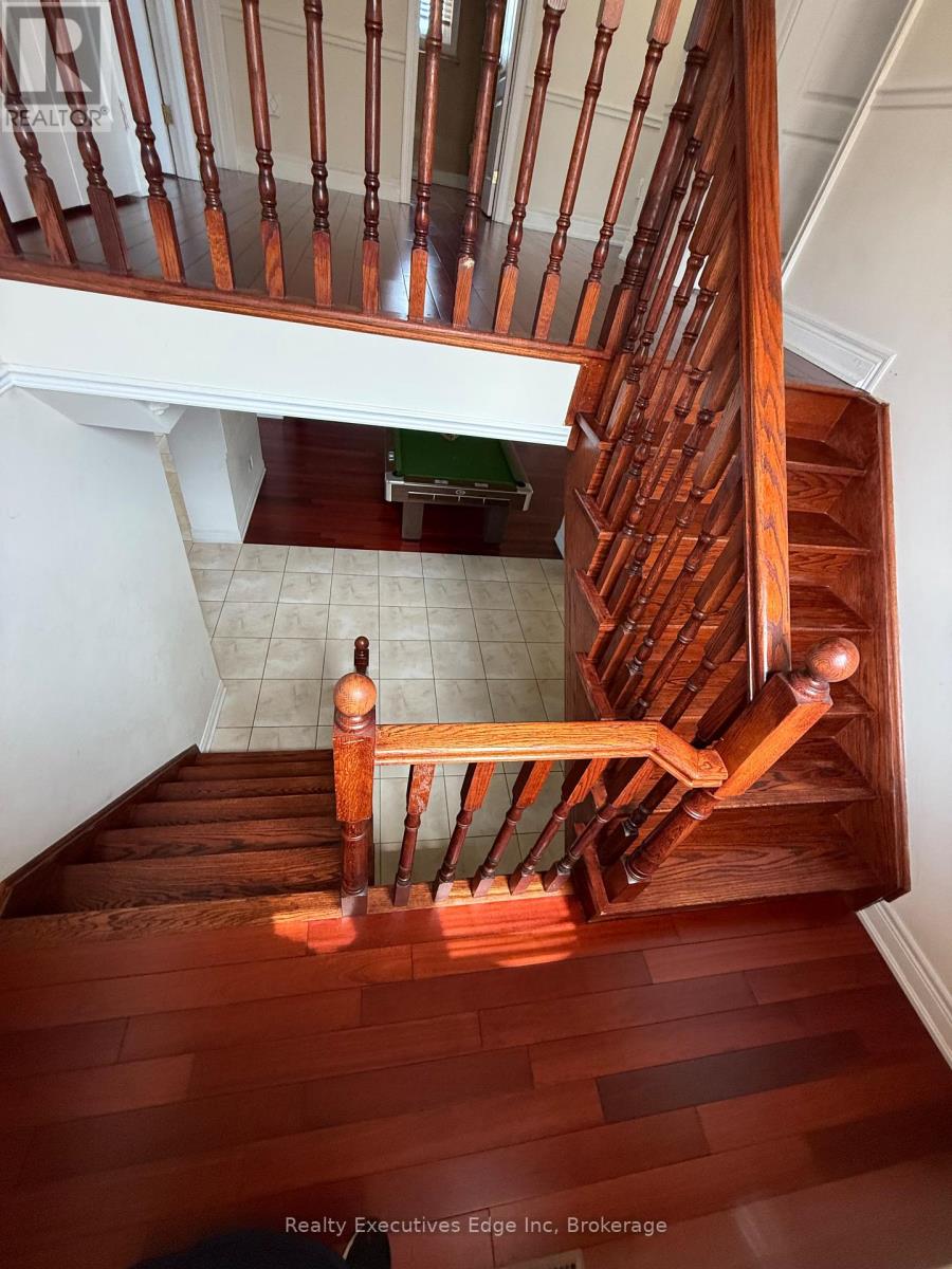 280 Cornelius Parkway, Toronto, Ontario  M3K 1T8 - Photo 12 - W12162789
