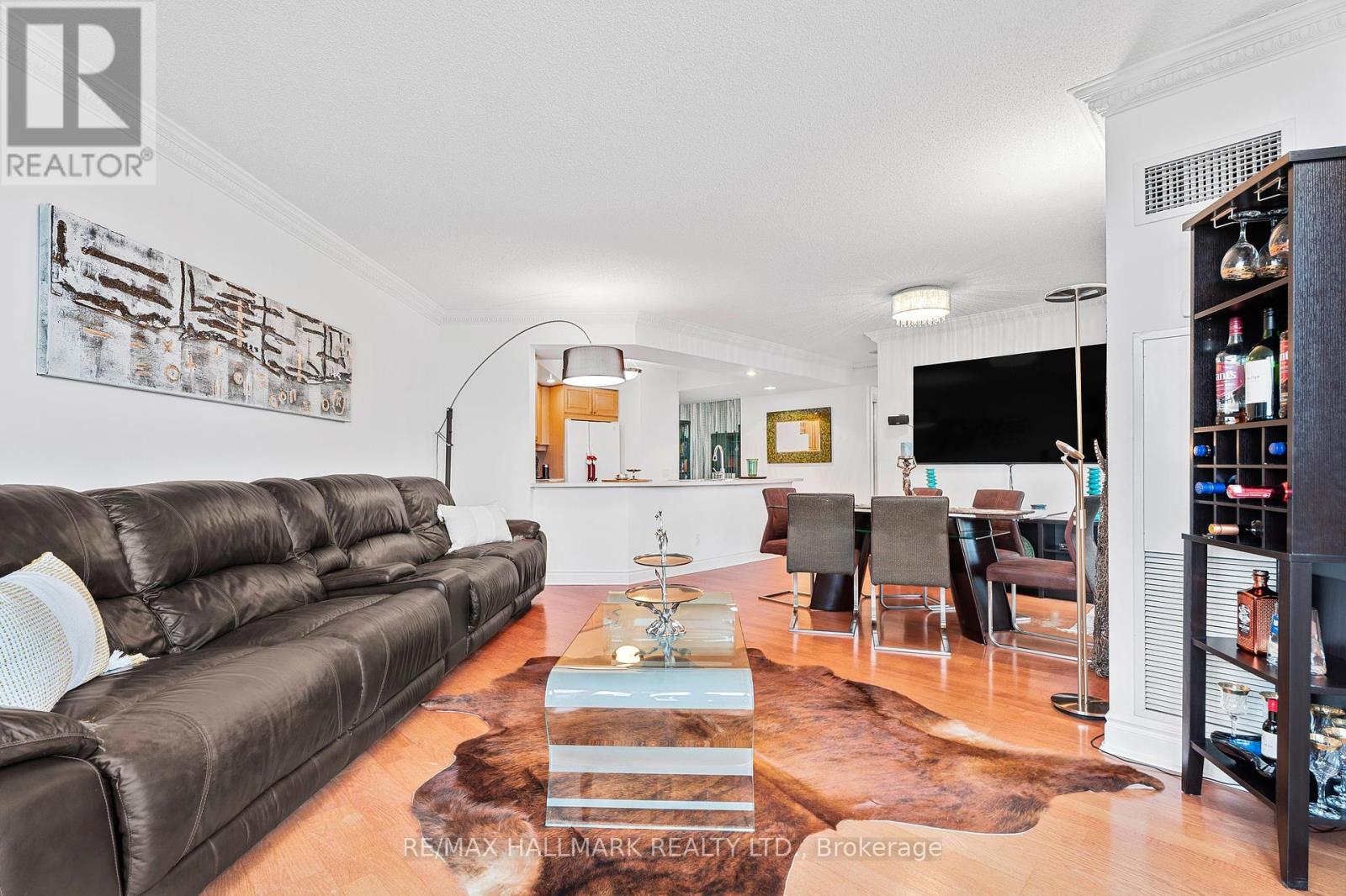 1413 - 5 Northtown Way, Toronto, Ontario  M2N 7A1 - Photo 3 - C12162677