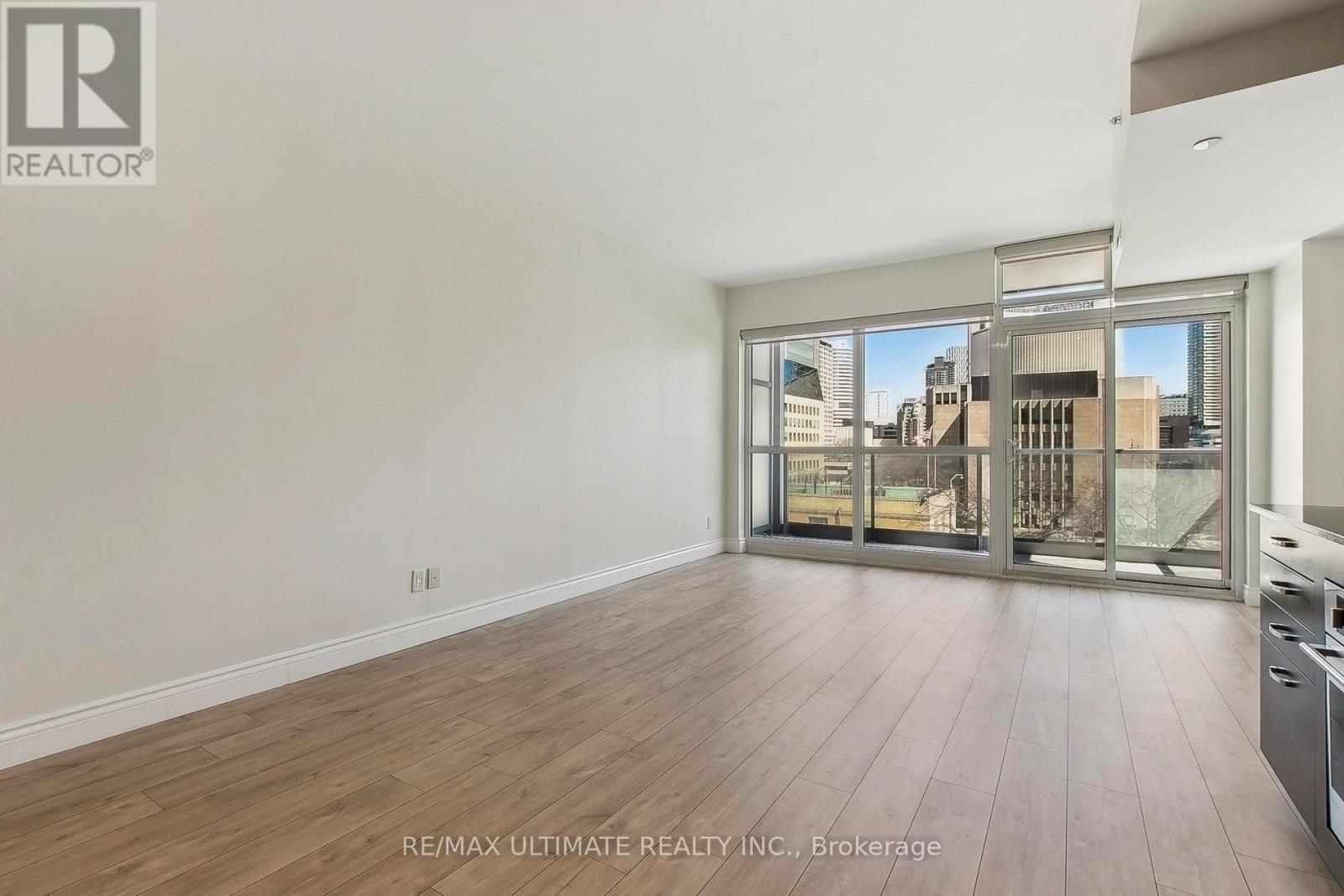 611 - 210 Simcoe Street, Toronto, Ontario  M5T 0A9 - Photo 14 - C12162734