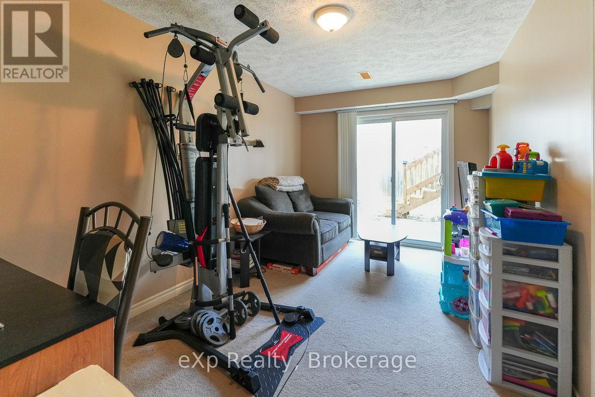 1329 6th Avenue W, Owen Sound, Ontario  N4K 5H6 - Photo 22 - X12162941