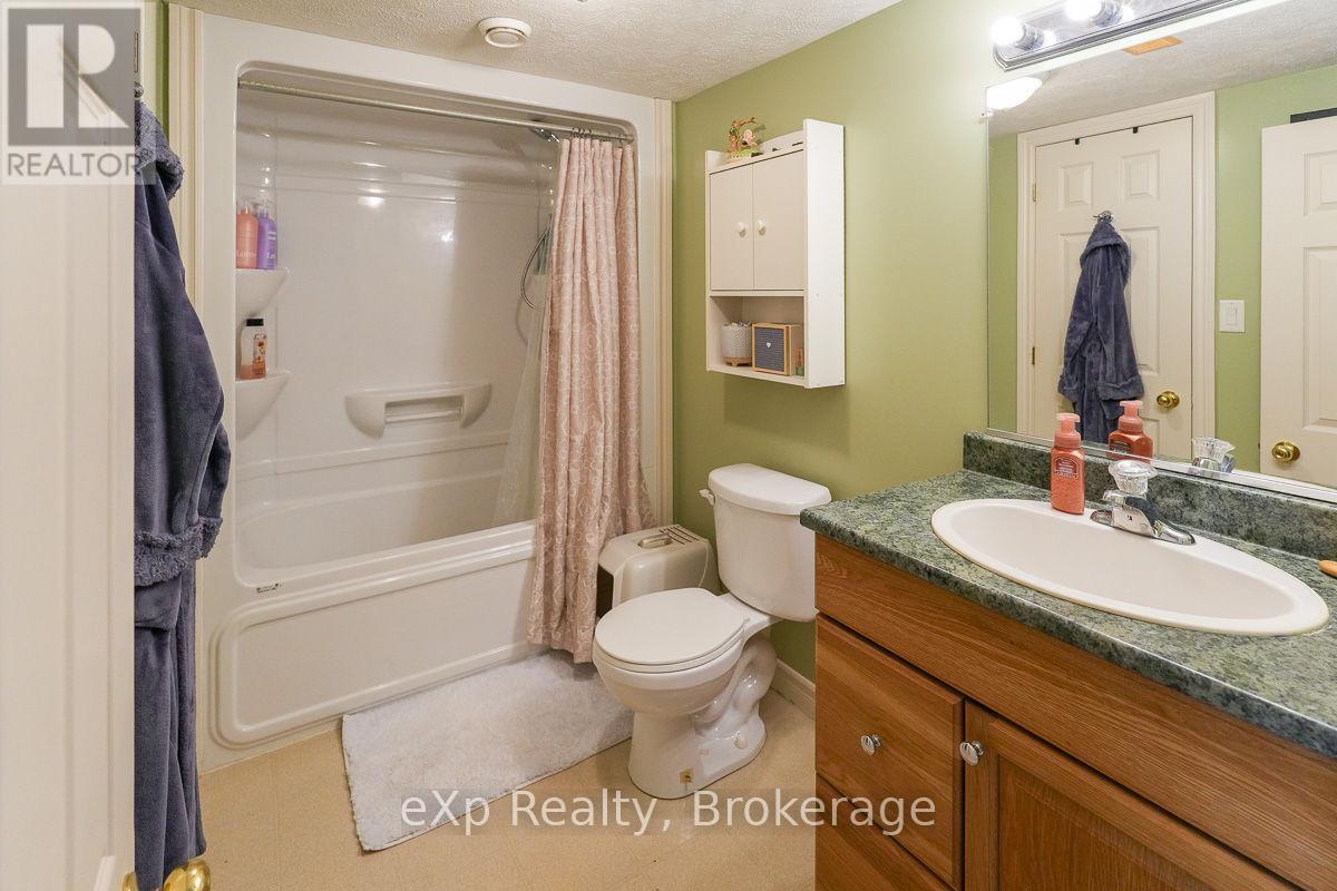 1329 6th Avenue W, Owen Sound, Ontario  N4K 5H6 - Photo 24 - X12162941