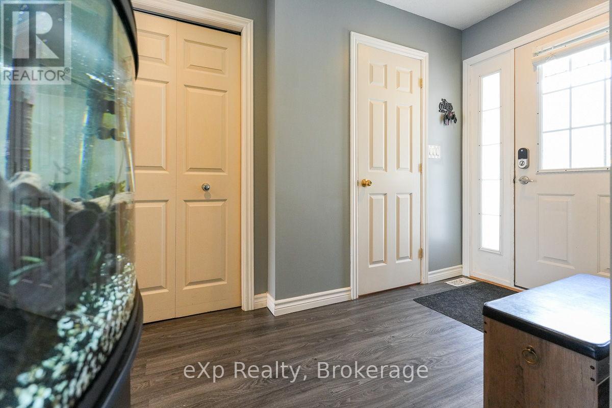 1329 6th Avenue W, Owen Sound, Ontario  N4K 5H6 - Photo 7 - X12162941