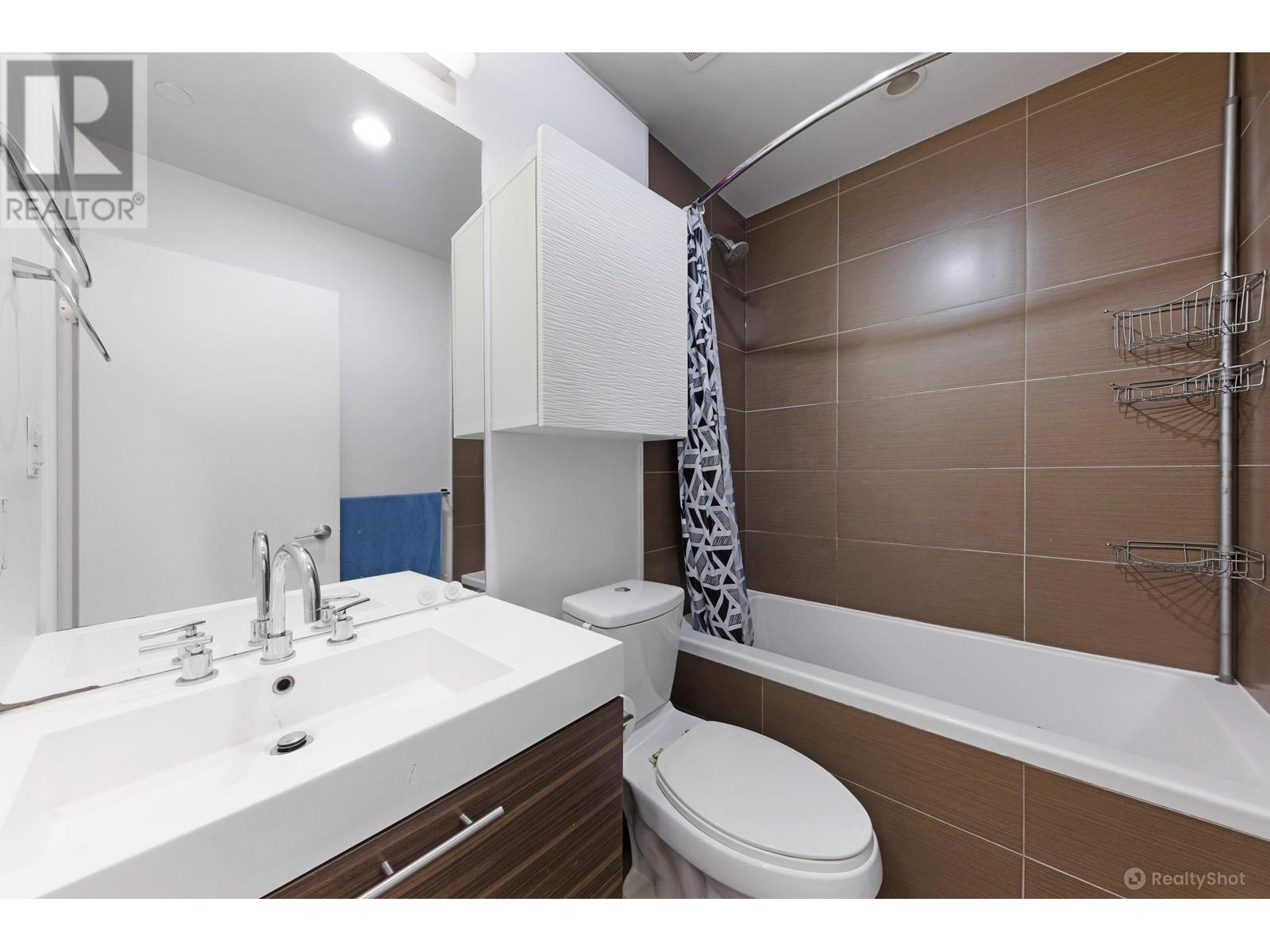 410 317 Bewicke Avenue, North Vancouver, British Columbia  V7M 3E9 - Photo 14 - R3004224