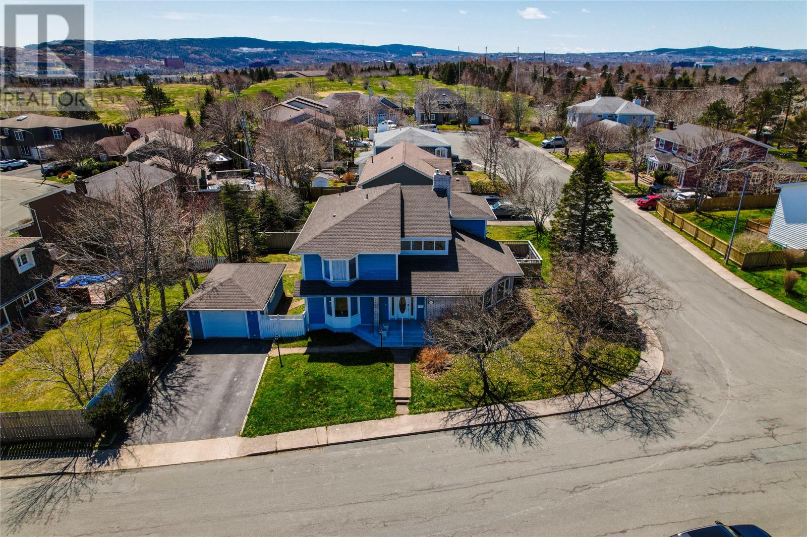 Property at 45 Mountbatten Drive image 2