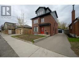 820 COSBURN AVENUE, Toronto, Ontario