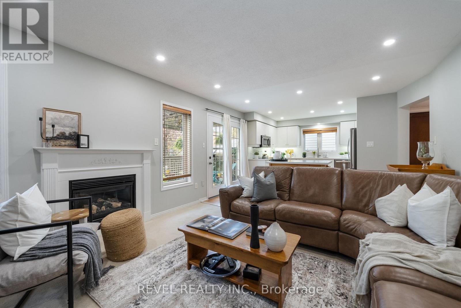 39 Handley Crescent, Ajax, Ontario  L1Z 1M2 - Photo 3 - E12162688