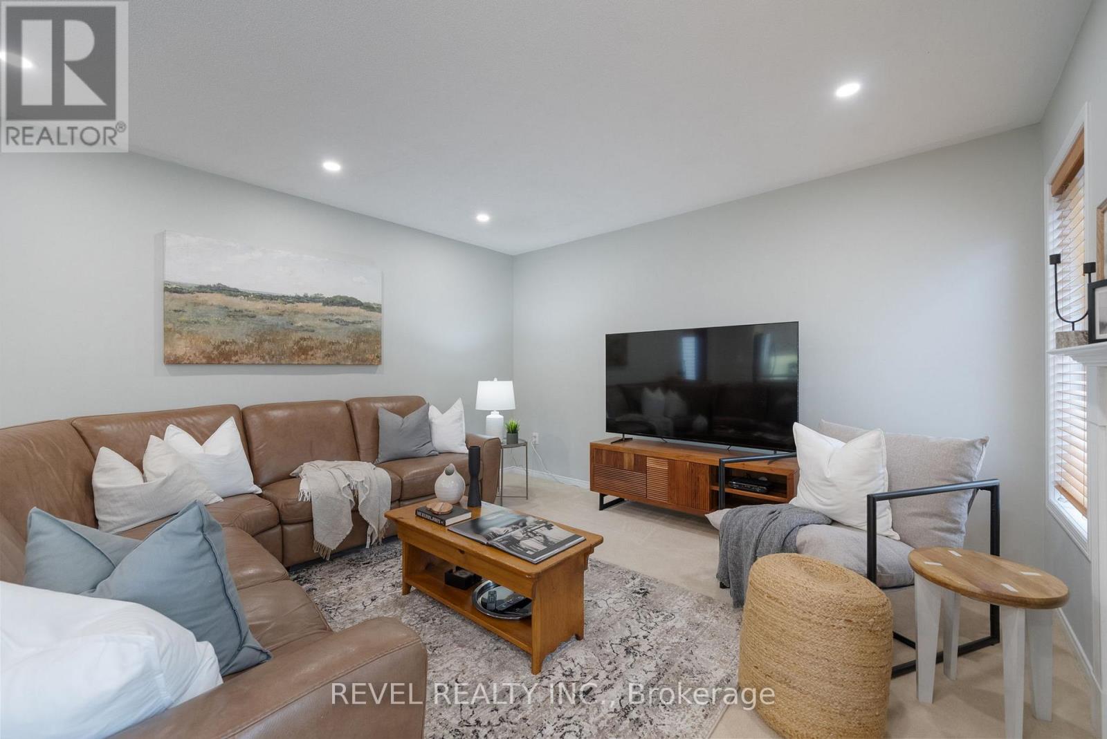 39 Handley Crescent, Ajax, Ontario  L1Z 1M2 - Photo 4 - E12162688