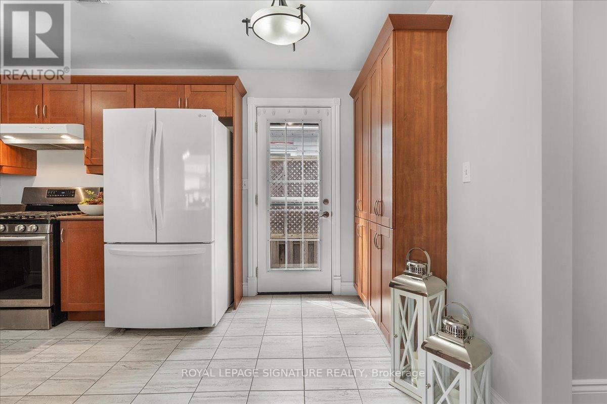 Upper - 590 Devon Avenue, Oshawa, Ontario  L1H 1R8 - Photo 11 - E12162699