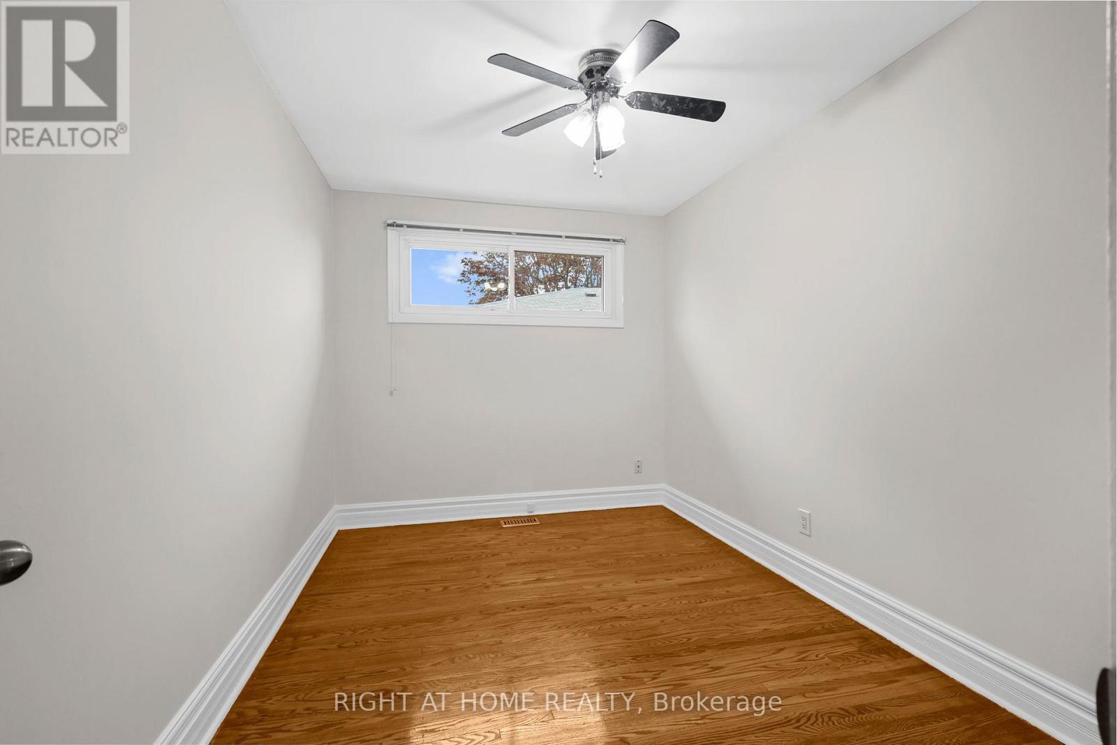 304 Dovedale Drive, Whitby, Ontario  L1N 1Z9 - Photo 39 - E12162751