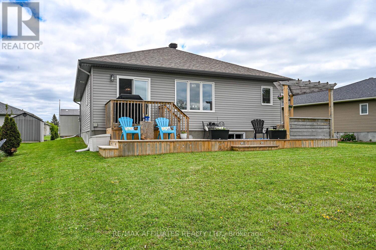 225 Wood Avenue, Smiths Falls, Ontario  K7A 0B4 - Photo 36 - X12161441
