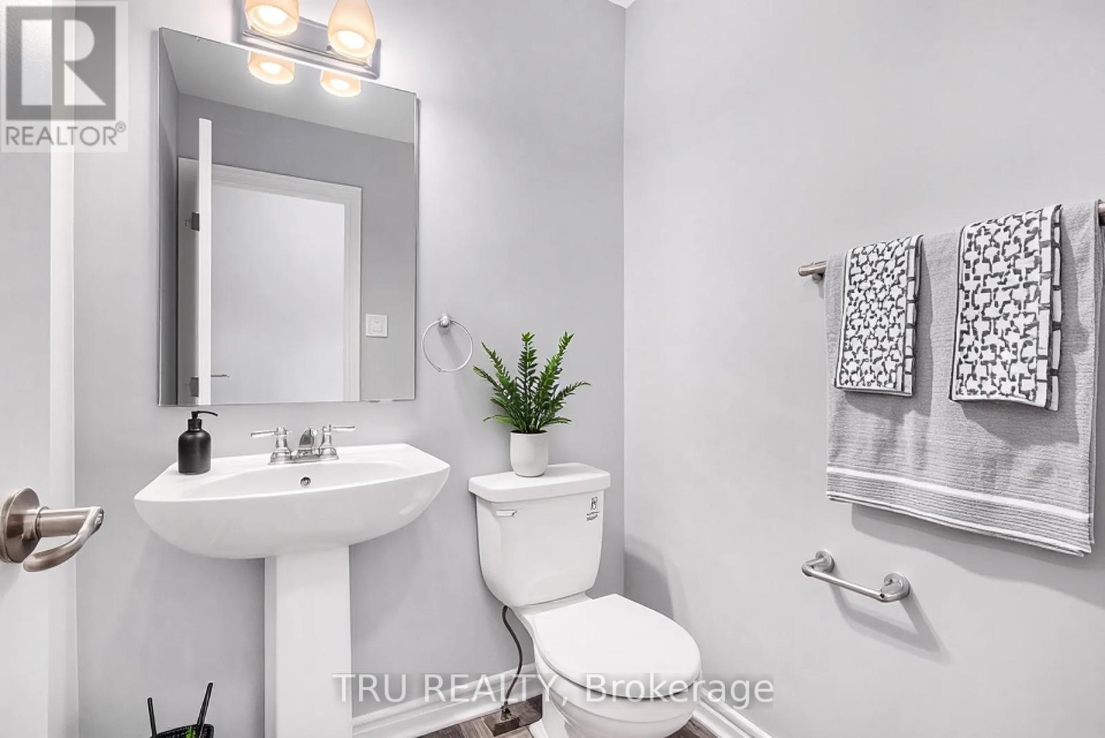 34 Lentago Avenue, Ottawa, Ontario  K2J 7A2 - Photo 16 - X12162865