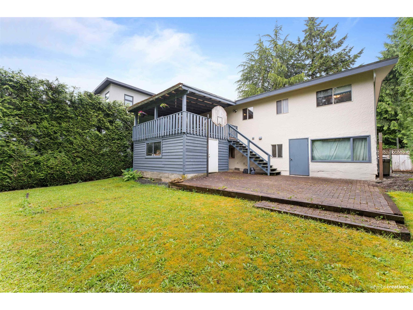13821 77a Avenue, Surrey, British Columbia  V3W 5Z3 - Photo 3 - R3004698