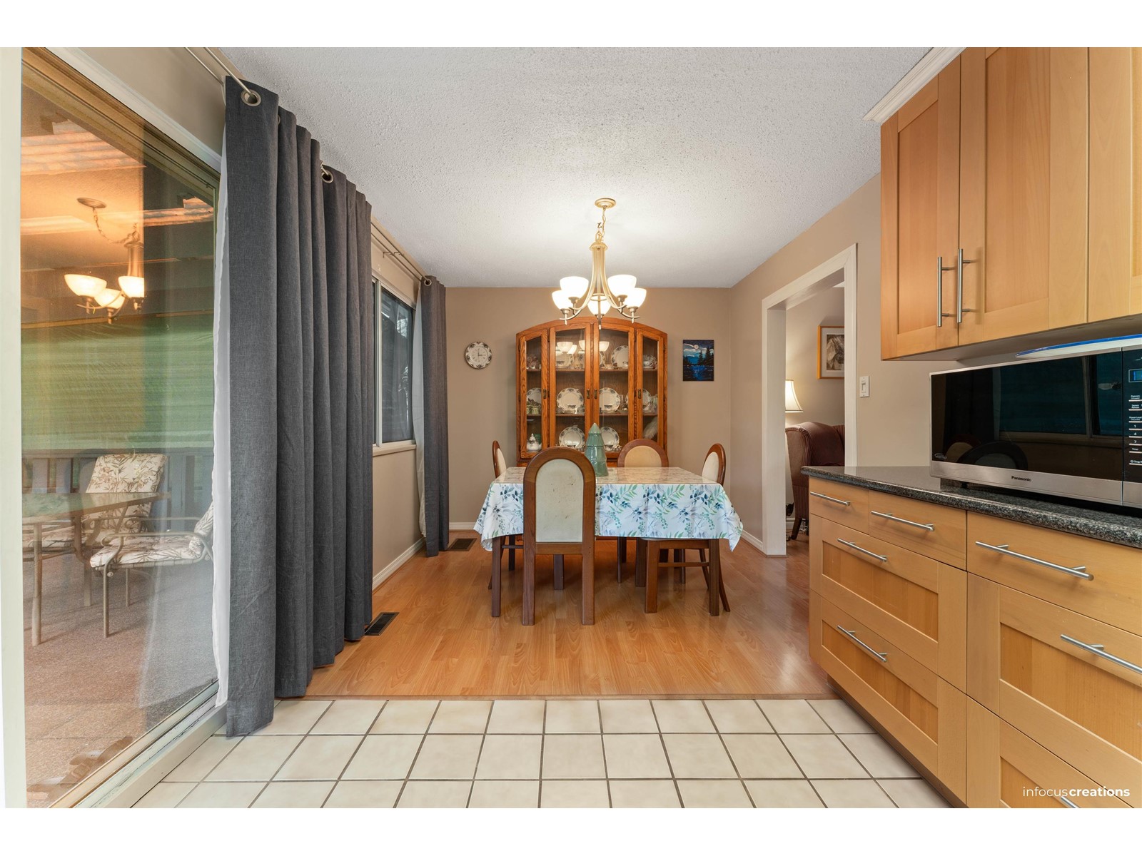 13821 77a Avenue, Surrey, British Columbia  V3W 5Z3 - Photo 11 - R3004698