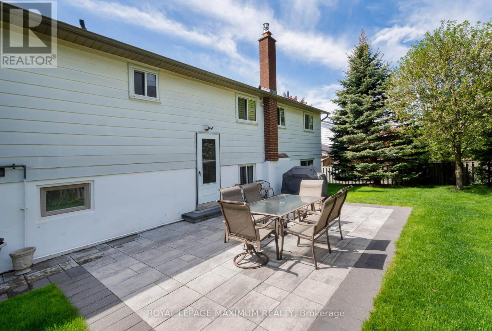 26 Hamilton Hall Drive, Markham, Ontario  L3P 2P2 - Photo 31 - N12162745