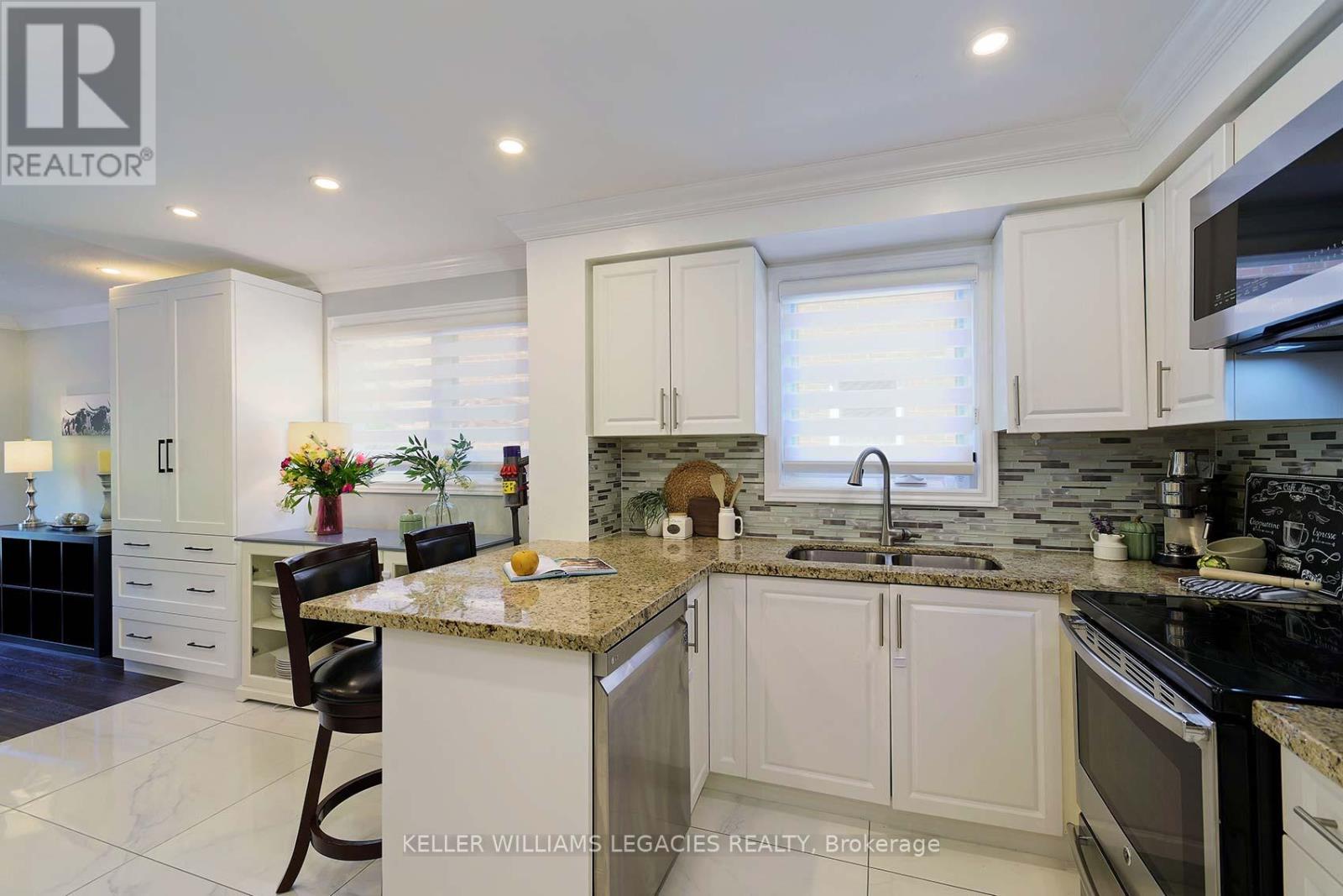 66 Delmark Boulevard, Markham, Ontario  L3P 3Z6 - Photo 12 - N12162753
