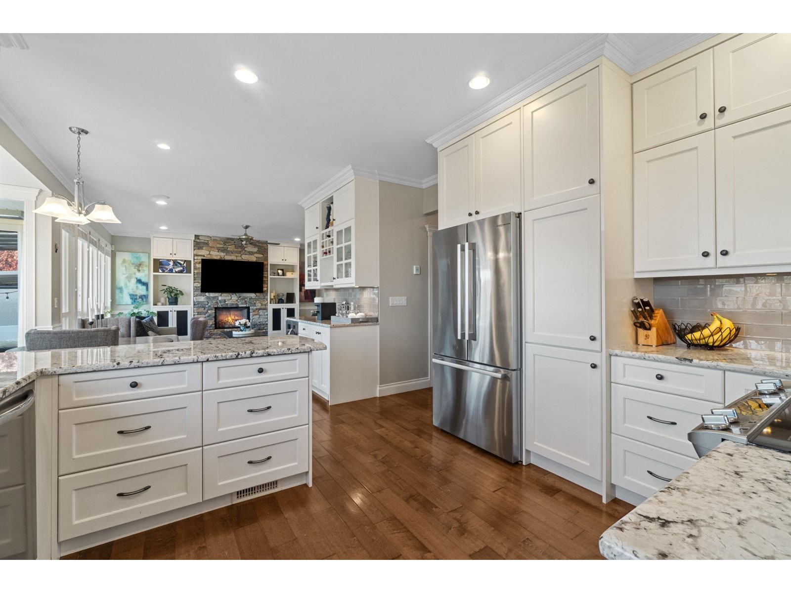 16966 Friesian Drive, Surrey, British Columbia  V3S 8P3 - Photo 8 - R3005346