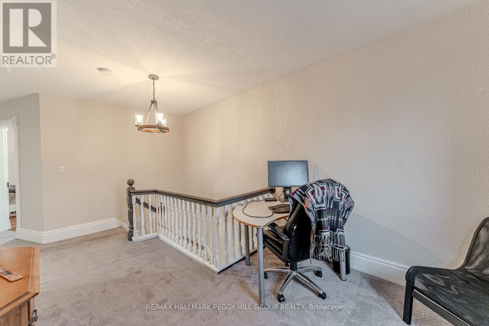 14 Cumberland Street, Barrie, Ontario  L4N 2P4 - Photo 14 - S12162684