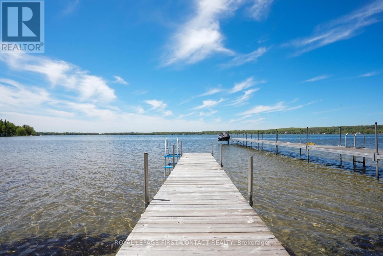 8 Buttercup Lane, Springwater, Ontario  L0L 1P0 - Photo 2 - S12162778