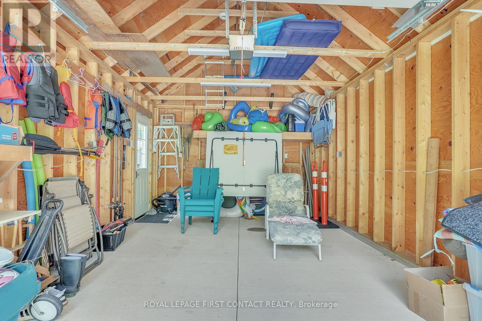 8 Buttercup Lane, Springwater, Ontario  L0L 1P0 - Photo 29 - S12162778