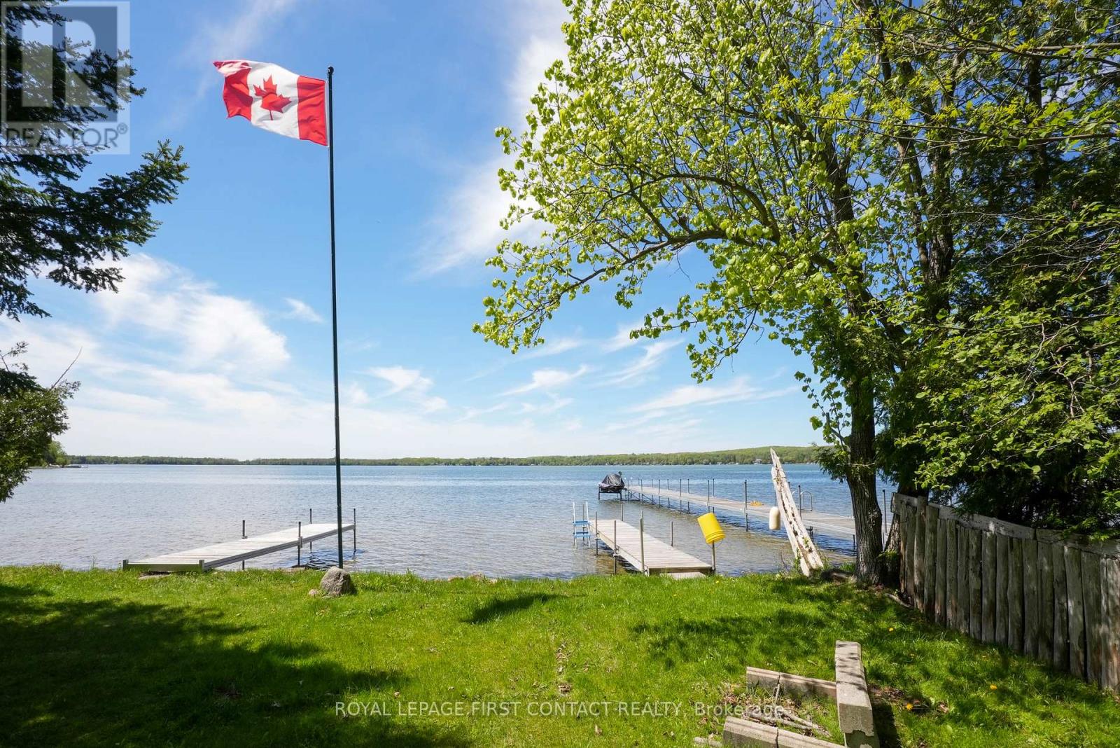 8 Buttercup Lane, Springwater, Ontario  L0L 1P0 - Photo 8 - S12162778