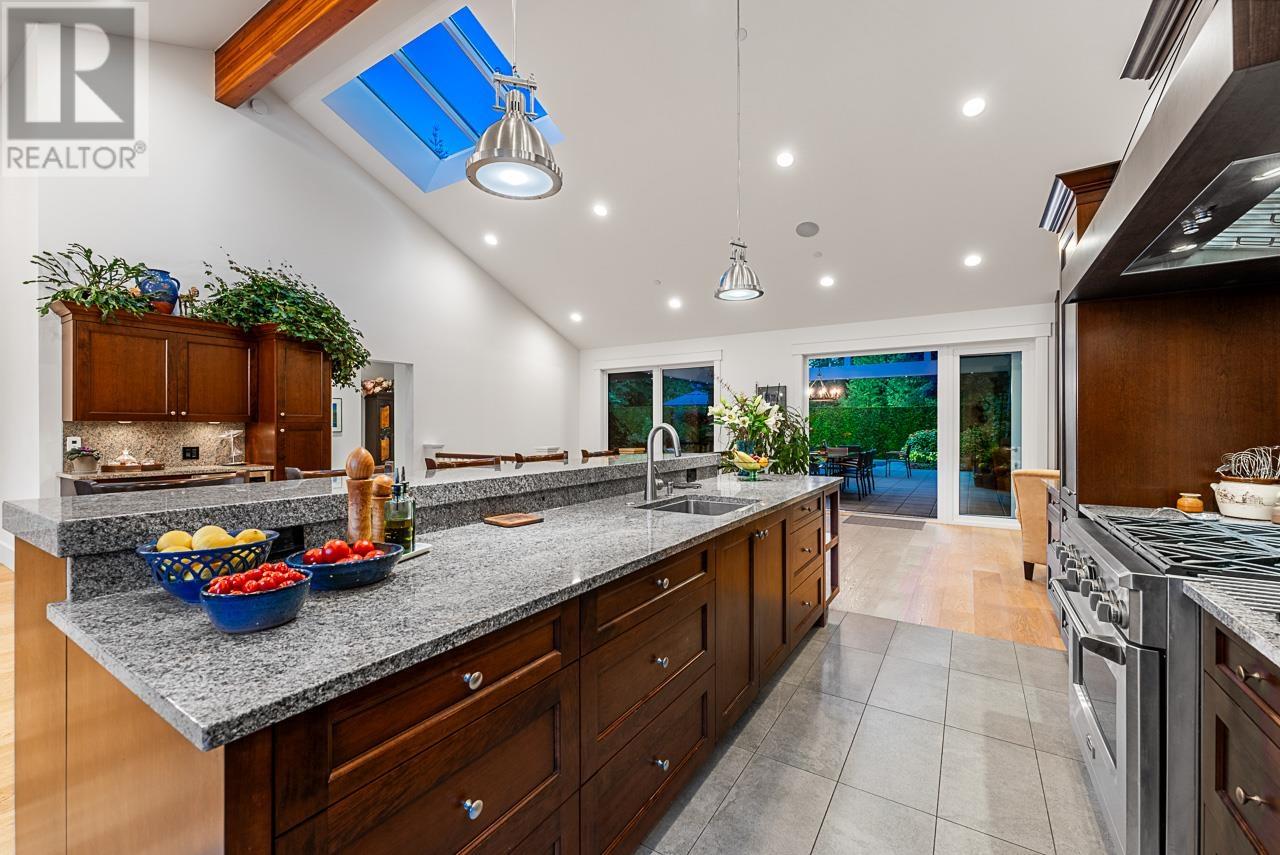 4696 Woodgreen Drive, West Vancouver, British Columbia  V7S 2V5 - Photo 12 - R3004331
