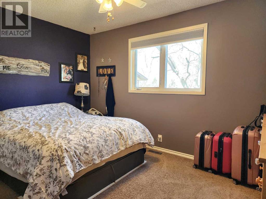 112 Allen Crescent, Vulcan, Alberta  T0L 2B0 - Photo 14 - A2220996