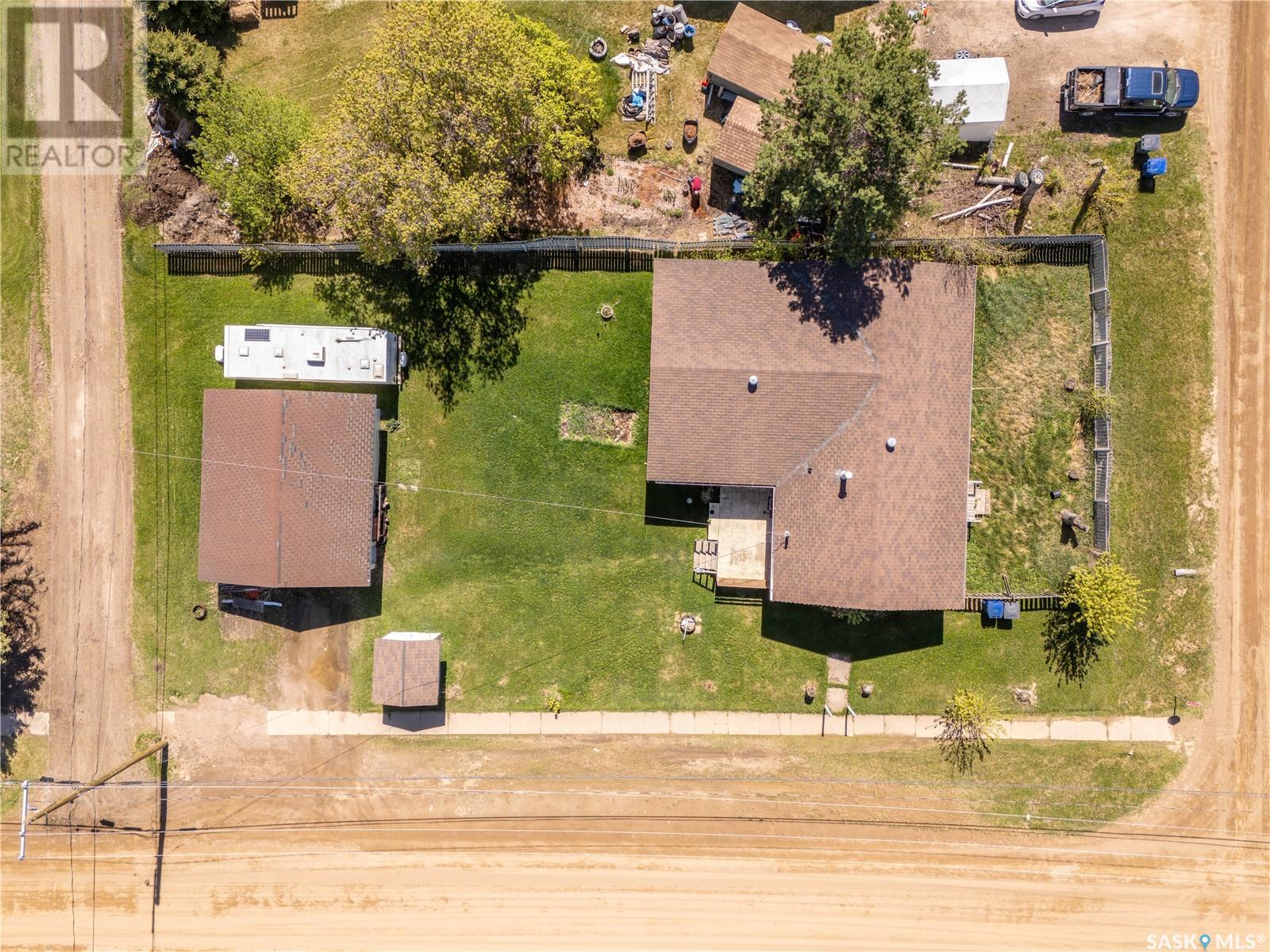 154 2nd Street W, Pierceland, Saskatchewan  S0M 2K0 - Photo 7 - SK990744