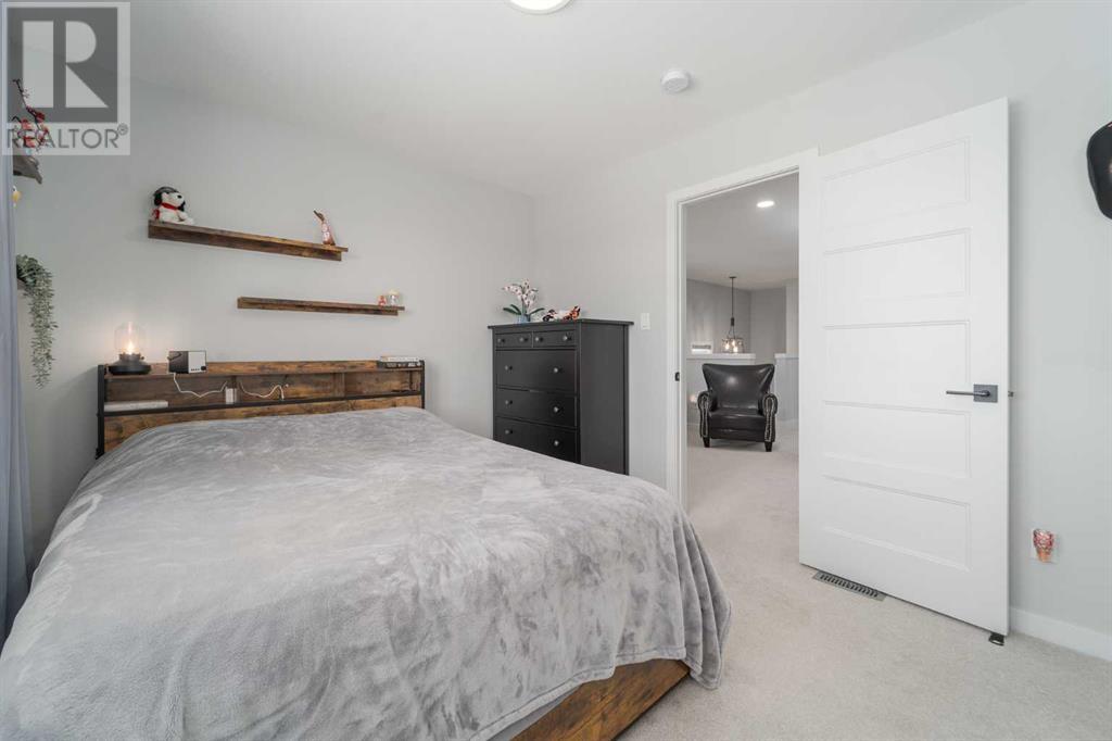 841 Devonia Circle W, Lethbridge, Alberta  T1J 5X1 - Photo 30 - A2218845