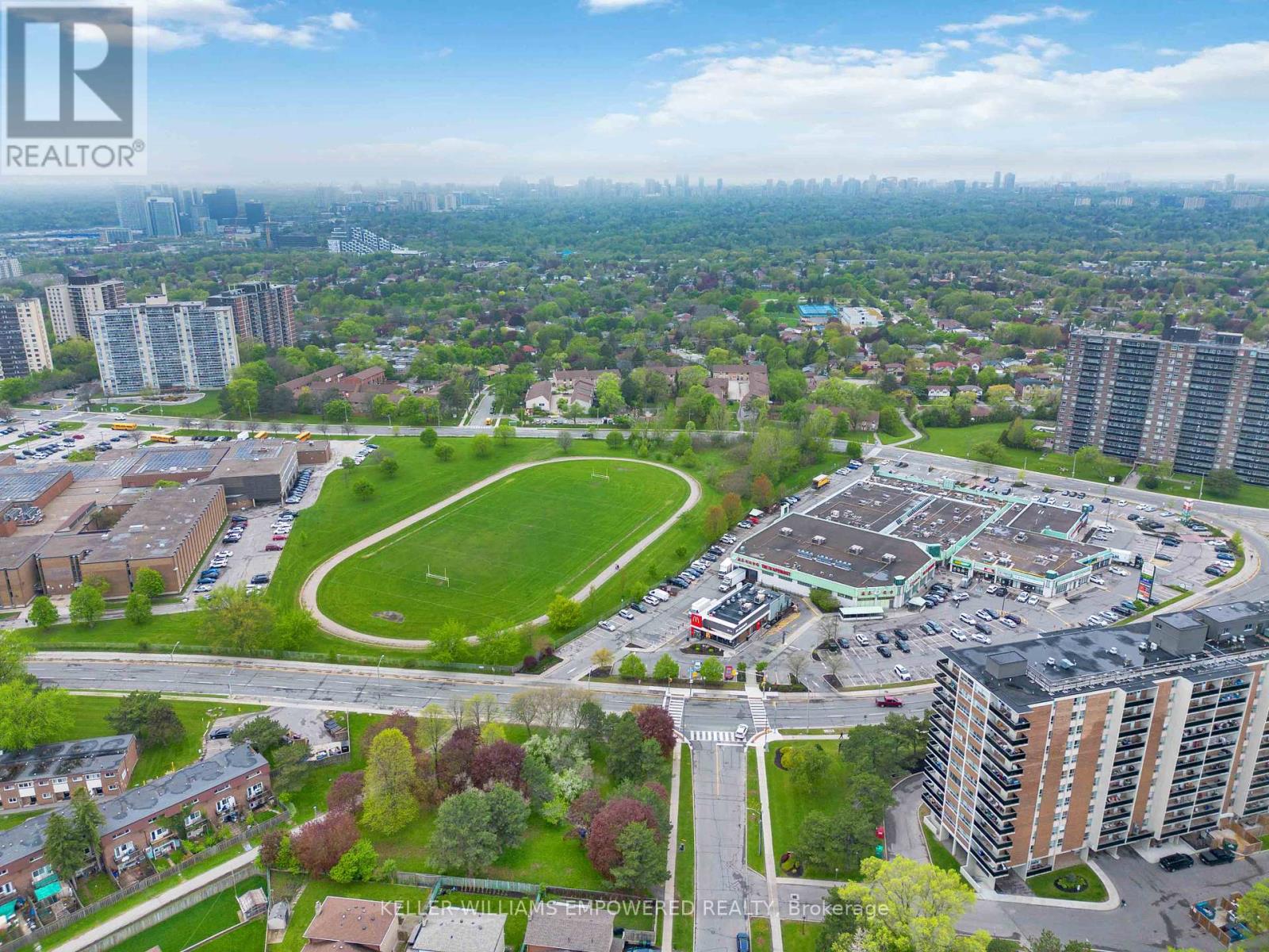 112 Kingslake Road, Toronto (Don Valley Village), Ontario  M2J 3E8 - Photo 7 - C12162875