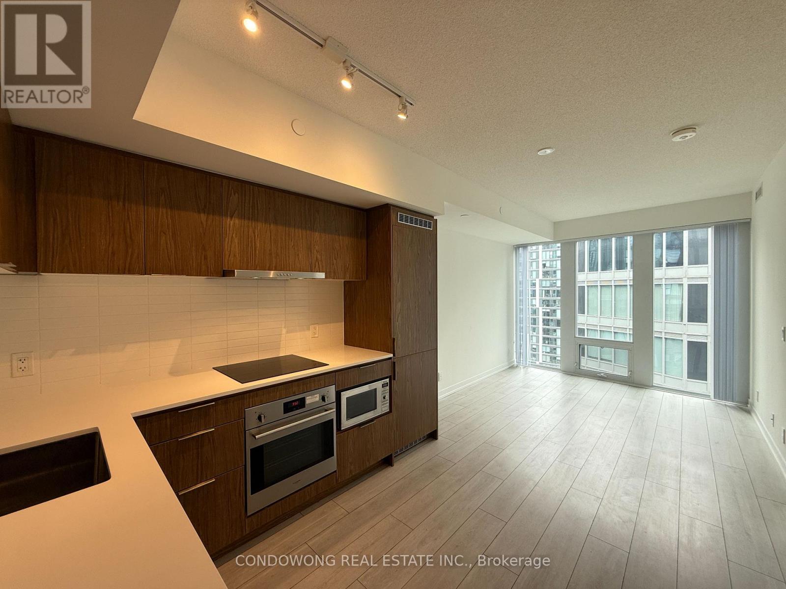 3001 - 60 Shuter Street, Toronto, Ontario  M5B 0B7 - Photo 3 - C12162905